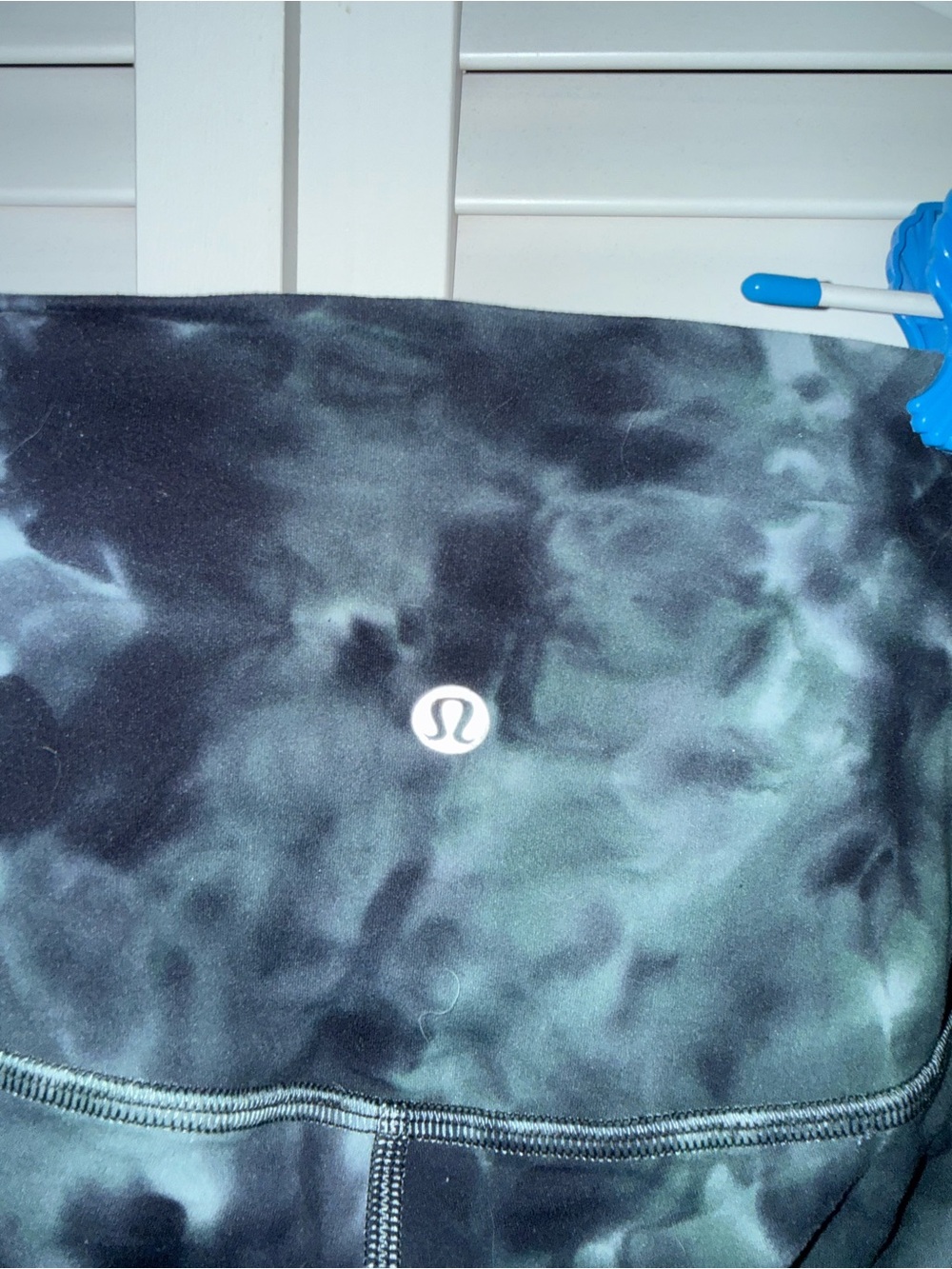 lululemon athletica Black and Dark Green Tie-Dye Leggings